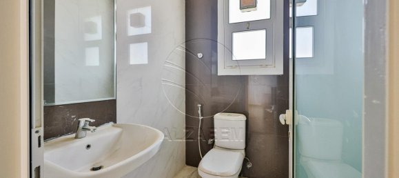 4 bedrooms Villa in Abu Dhabi, UAE No. 29720 20