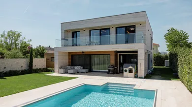 5غرفة فيلا في Strasshof an der Nordbahn, Austria رقم 185997