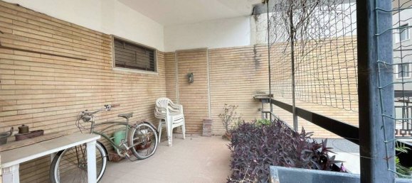 3 bedrooms Apartment in Bari, Italy No. 23056 6