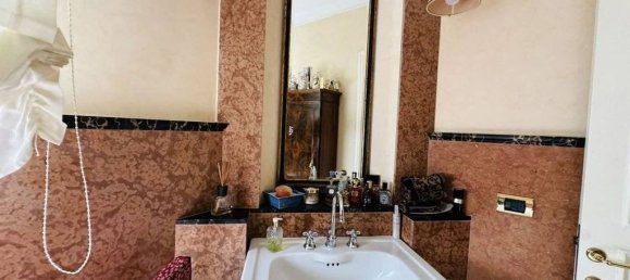 5 bedrooms Villa in La Spezia, Italy No. 313944 48