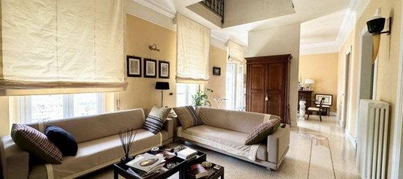 5 bedrooms Villa in La Spezia, Italy No. 313944 24