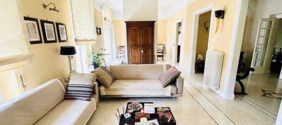 5 bedrooms Villa in La Spezia, Italy No. 313944 19