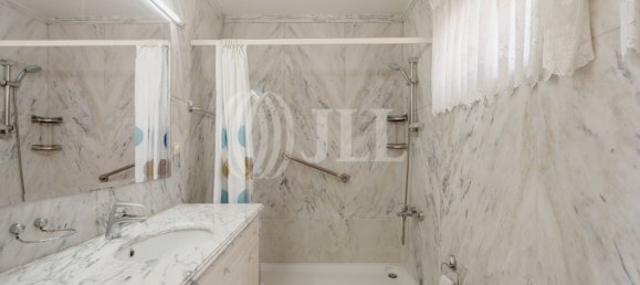 5 bedrooms Villa in Lisbon, Portugal No. 135071 13