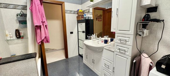 4 Schlafzimmer Wohnung in Guidonia Montecelio, Italy, Nr. 313013 16