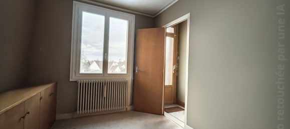 4 bedrooms House in Fleury-les-Aubrais, France No. 227501 7