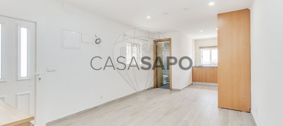 2 chambres Maison à Almada, Portugal No. 214934 4