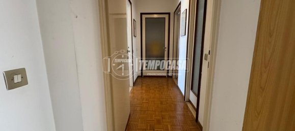 2 rooms Apartment in Lodi, Italy No. 13721 13