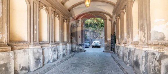 13 bedrooms Apartment in Catania, Italy No. 370053 14