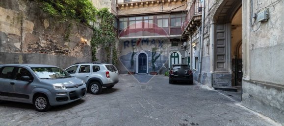 13 bedrooms Apartment in Catania, Italy No. 370053 13
