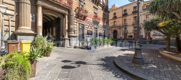 13 bedrooms Apartment in Catania, Italy No. 370053 2