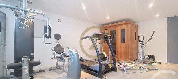 3 bedrooms Villa in Draguignan, France No. 287035 11