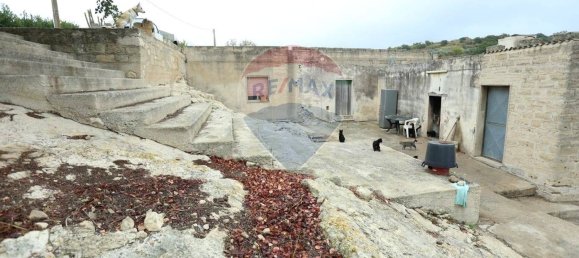 7 chambres Maison à Chiaramonte Gulfi, Italy No. 332174 4