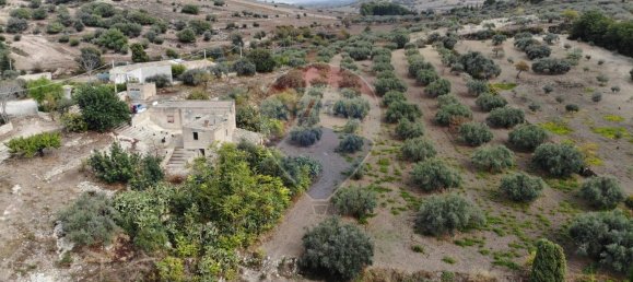 7 chambres Maison à Chiaramonte Gulfi, Italy No. 332174 3