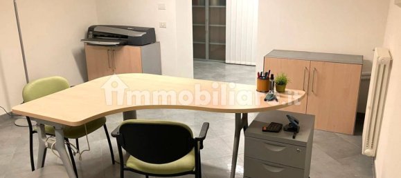 3 rooms Office in Parma, Italy No. 85384 16