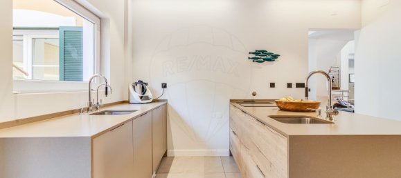 5 bedrooms Villa in Sintra, Portugal No. 48130 8