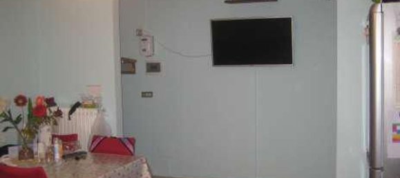 2-salle Appartement à Bollate, Italy No. 59906 18