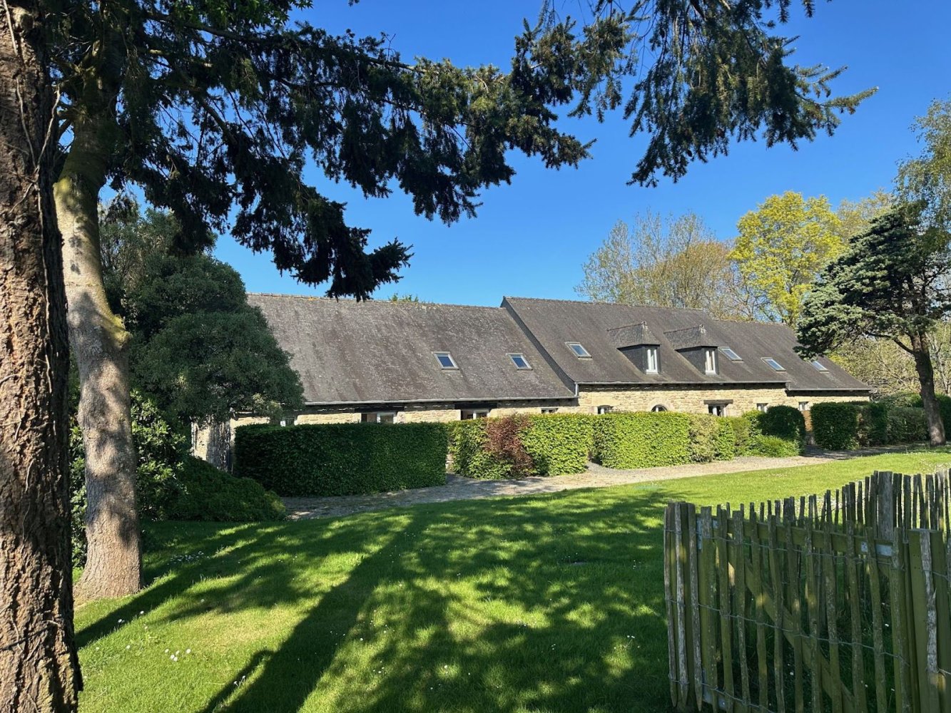 16 bedrooms House in Matignon, France No. 204089