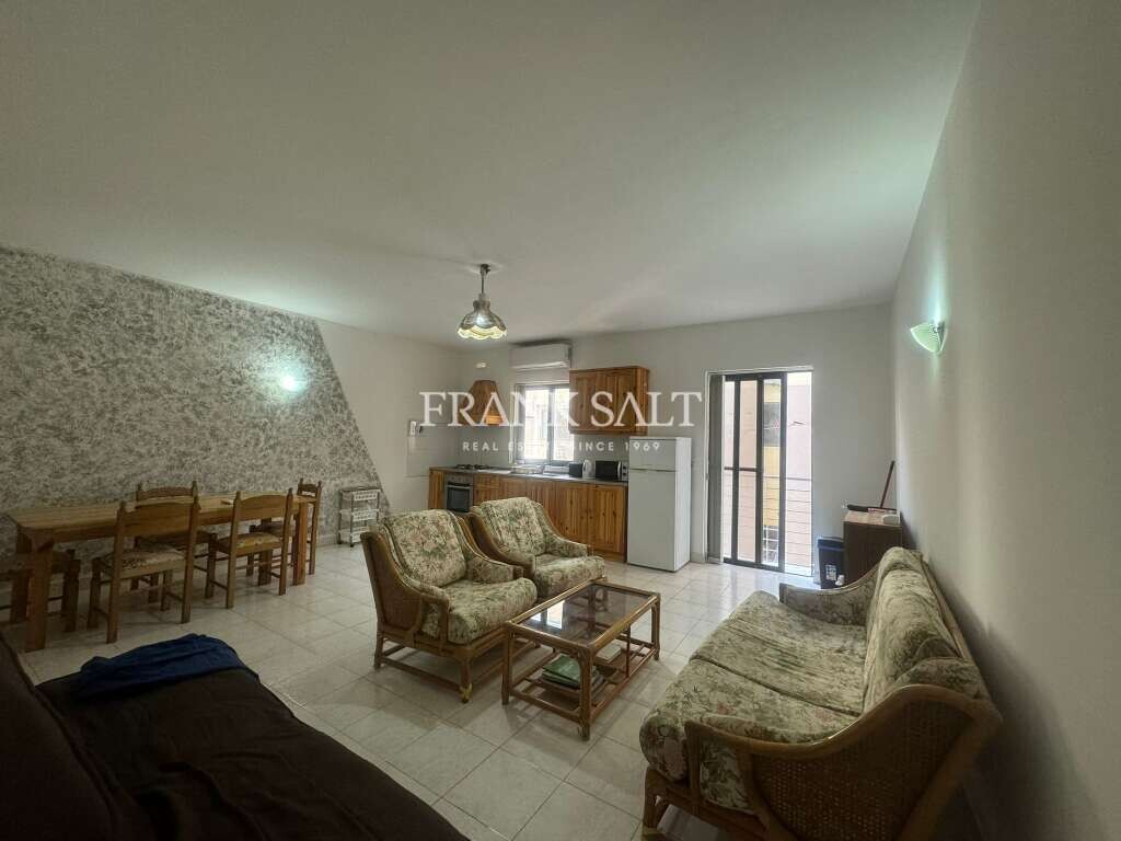 2 bedrooms Maisonette in Victoria, Malta No. 6037
