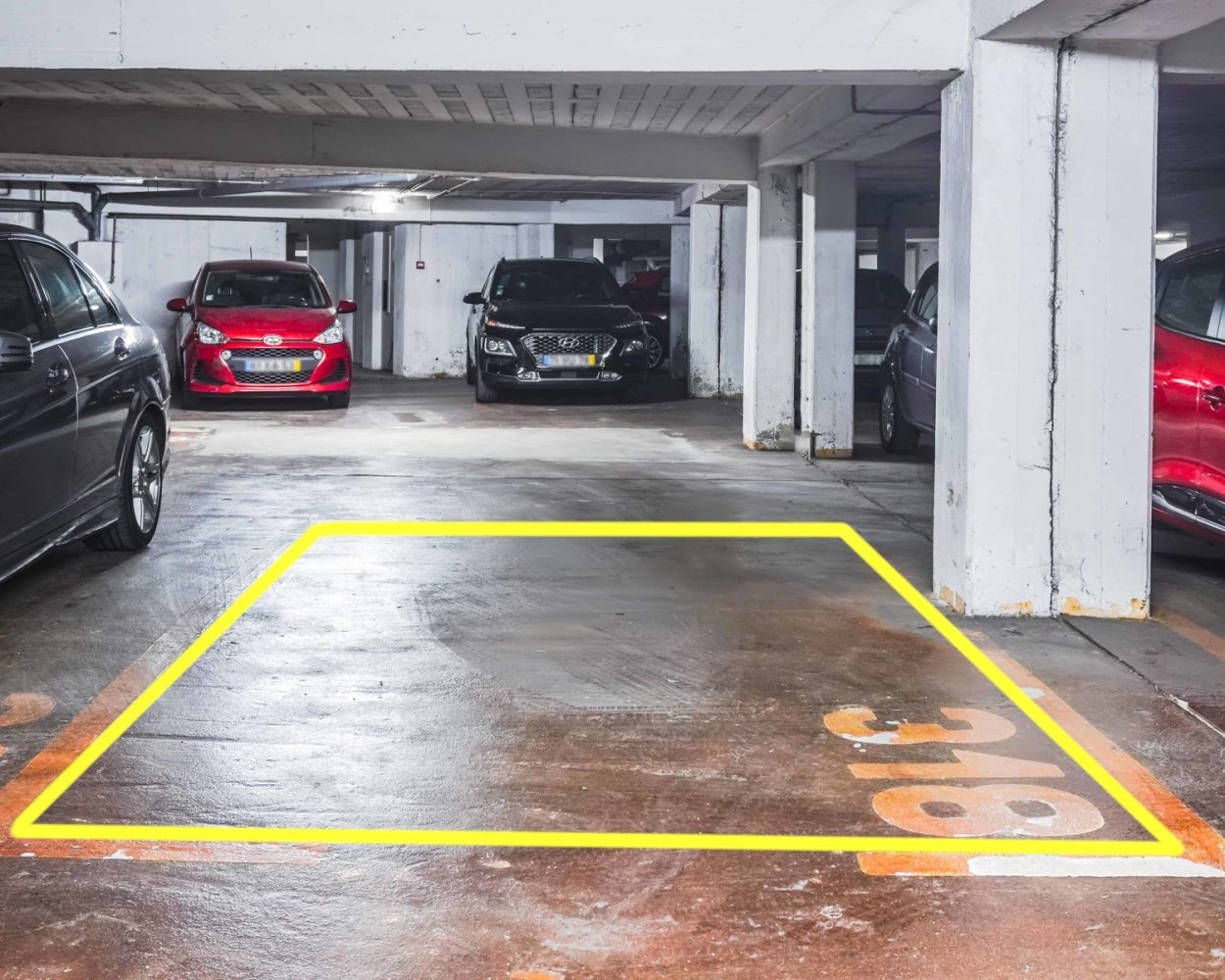 Парковка 11м² в Фуншал, Португалия № 314499