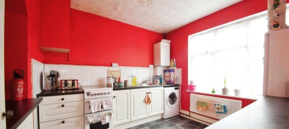 3 bedrooms Apartment in London, United Kingdom No. 11487 9