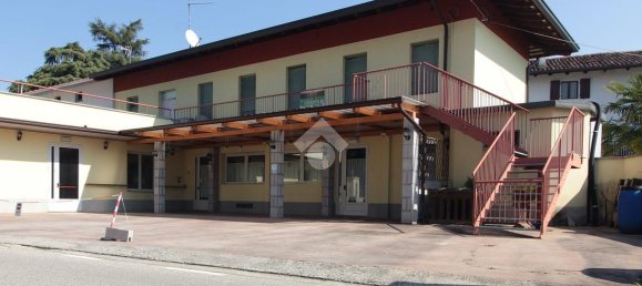 6 rooms House in Udine, Italy No. 35917 2