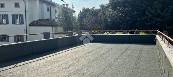 6 rooms House in Udine, Italy No. 35917 5