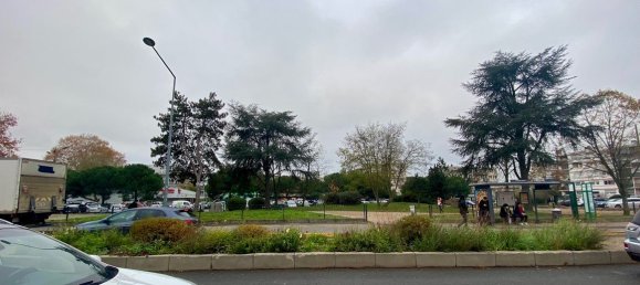 Propriété commerciale à Ris-Orangis, France 60m² No. 184158 5