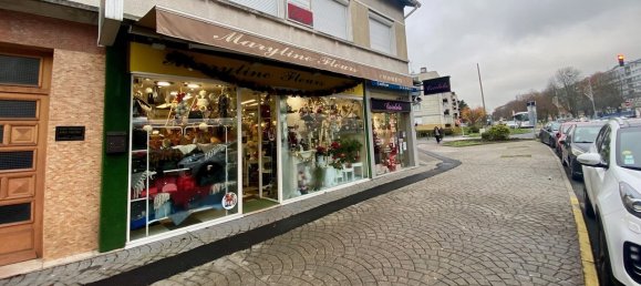 Propriété commerciale à Ris-Orangis, France 60m² No. 184158 2