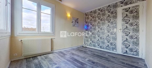2 Schlafzimmer Wohnung in Noisy-le-Sec, France, Nr. 174806 8