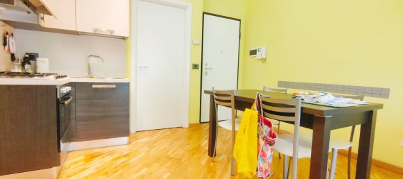 2 rooms Apartment in Turin, Italy No. 163673 9