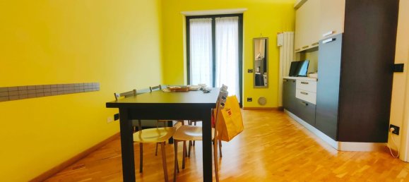 2 rooms Apartment in Turin, Italy No. 163673 12