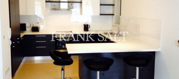 Apartamento de 3 dormitorios en Sliema, Malta No. 3558 2