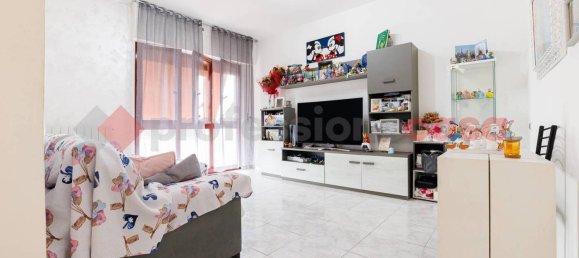 2 bedrooms Apartment in Livorno, Italy No. 349503 5