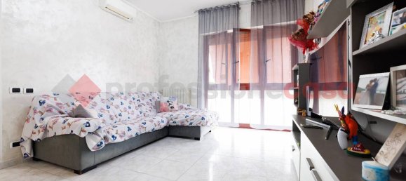 2 bedrooms Apartment in Livorno, Italy No. 349503 4