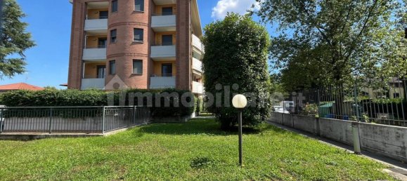 3 bedrooms Apartment in Busto Arsizio, Italy No. 262645 3