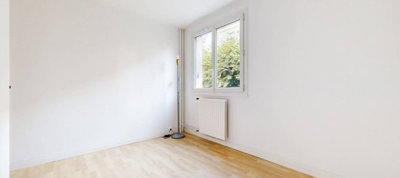 2 bedrooms Apartment in Saint-Maur-des-Fosses, France No. 167960 7