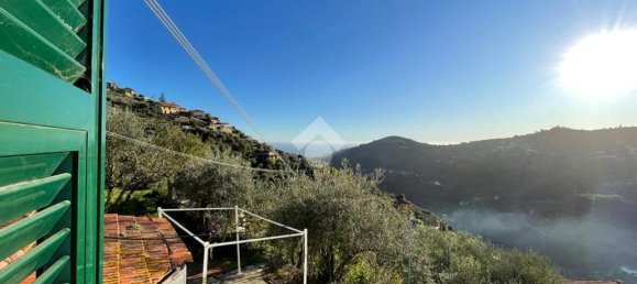 Casa de 4 habitaciónes en Sanremo, Italy No. 163859 2