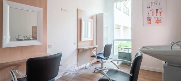 Apartamento de 1 dormitorio en Lucon, France No. 284072 4