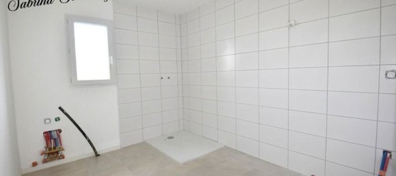 Дом с 3 спальнями в Ла-Женет, Франция № 194610 7