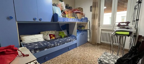 2 bedrooms Apartment in Modena, Italy No. 214920 18
