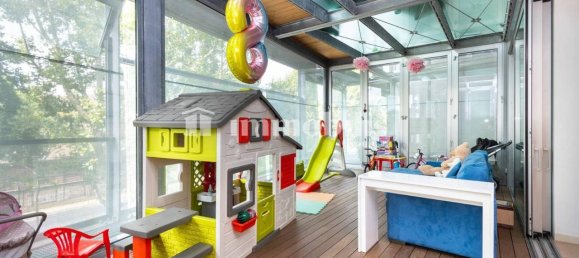 5 rooms Apartment in Turin, Italy No. 87388 12