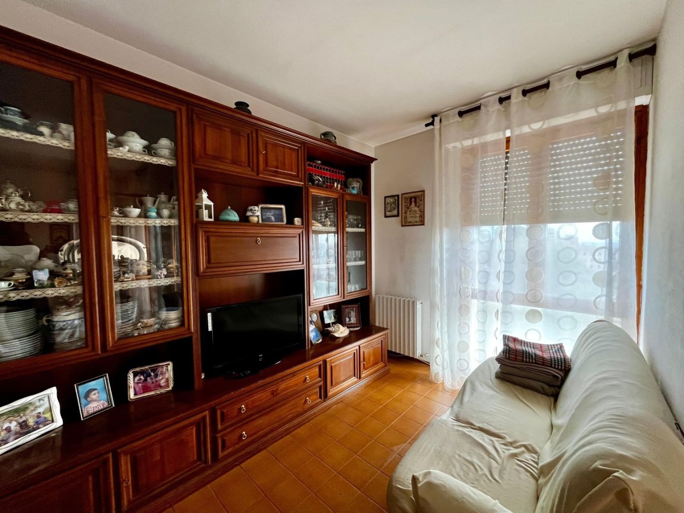 6-Zimmer Wohnung in Follonica, Italy, Nr. 273685