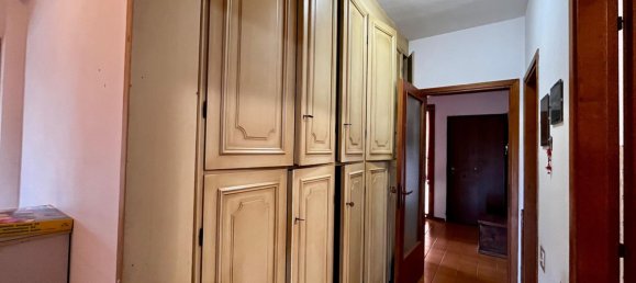 6-Zimmer Wohnung in Follonica, Italy, Nr. 273685 8