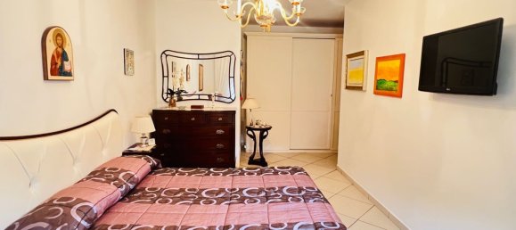 Квартира с 3 комнатами в Лавена Понте Треза, Италия № 164621 13