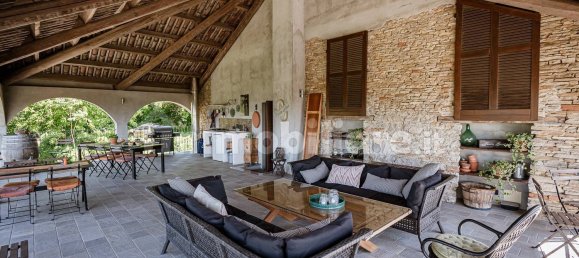 5 Schlafzimmer Haus in Castel Boglione, Italy, Nr. 130101 15