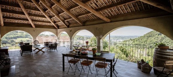 5 Schlafzimmer Haus in Castel Boglione, Italy, Nr. 130101 16