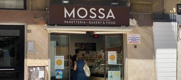 Imóvel comercial de 2 divisões em Bari, Italy N.º 303741 7