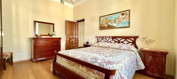 5 Schlafzimmer Wohnung in Genoa, Italy, Nr. 347320 10