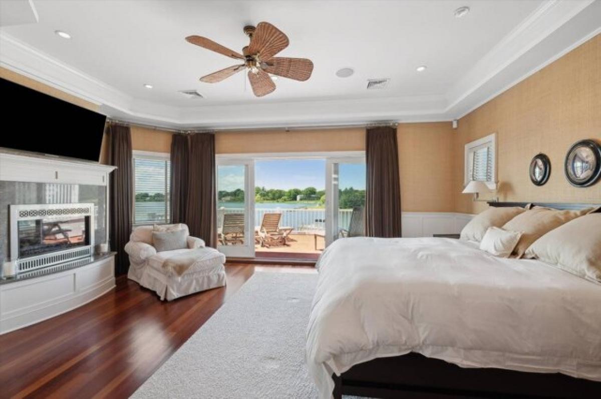 Дом с 3 спальнями в Саутгемптон, США № 411996