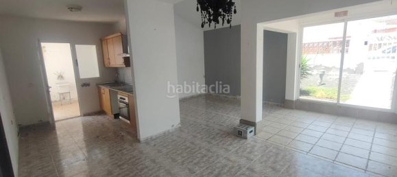 2 bedrooms House in La Oliva, Spain No. 169272 14
